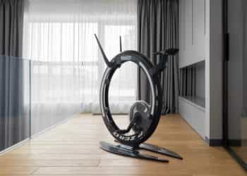 Multi Design tarafından üretilen ilk Pirelli markalı Ciclotte Bike egzersiz bisikleti tanıtıldı