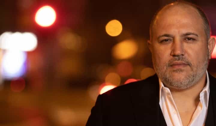 Ceyhun Damla’dan romantikleri selamlayan parça: Çık Aklımdan