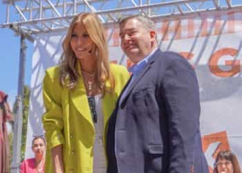 Alaçatı Ot Festivali’nde Çağla Şikel rüzgârı