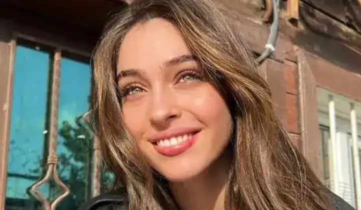 Cemre Baysel, iddiaya göre yeni bir aşka yelken açtı 1 Cemre Baysel, iddiaya göre yeni bir aşka yelken açtı