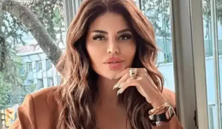 Ebru Polat, saymakla ve yaptırmakla bitmeyen estetiklerini saydı