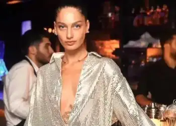 Bali’de tatile giden Gülcan Arslan, seksi pozlarıyla sosyal medyayı salladı