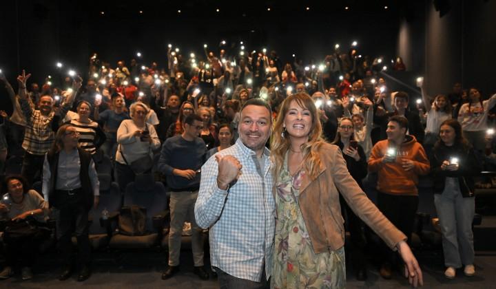 Hava Muhalefeti filmine İzmir'de coşkulu gala 1 Hava Muhalefeti filmine İzmir’de coşkulu gala