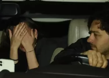 Allan Hakko çapkınlık turunda görüntülendi