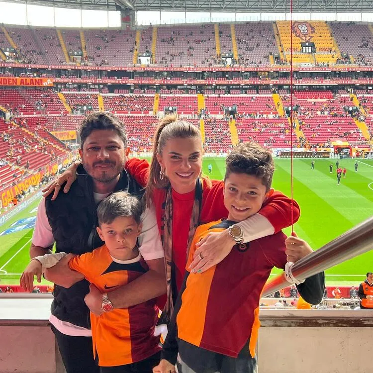 6476d749e4bfdd2270ff1555 Galatasaraylı ünlüler şampiyonluğu sosyal medya hesaplarından kutladı