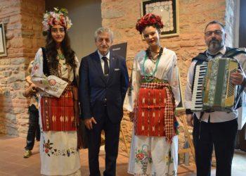 ‘Doğanın Uyanışı/Hıdırellez’ sergisi Lale Vakfı’nda açıldı