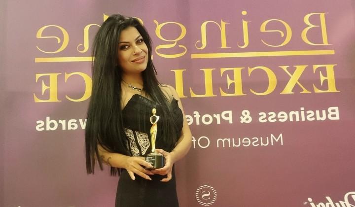 Elvan Şener, ‘BeingShe Business & Professional Awards’da ikinci kez ‘En İyi Master Personal Trainer’ ödülünü kazandı 2 Elvan Şener, ‘BeingShe Business & Professional Awards’da ikinci kez ‘En İyi Master Personal Trainer’ ödülünü kazandı