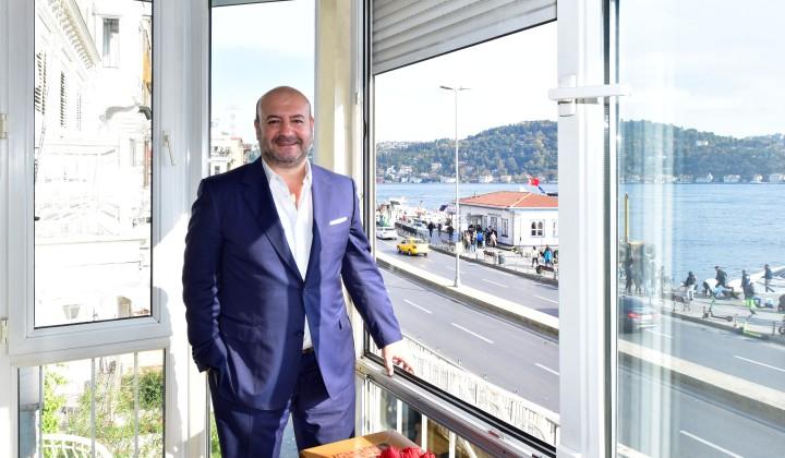 Tabakoğlu Tarım A.Ş. nin 4. Kuşak temsilcisi ve Yönetim Kurulu Başkanı Özgür Tabakoğlu sektördeki gelişimini ve faaliyetlerini Quality’e anlattı