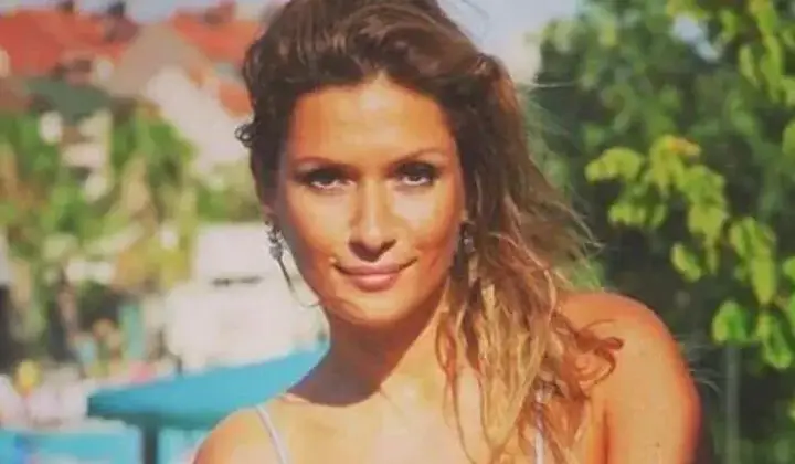 Bir dizi estetik operasyonun ardından Tuğba Altıntop bambaşka biri oldu 2 Bir dizi estetik operasyonun ardından Tuğba Altıntop bambaşka biri oldu