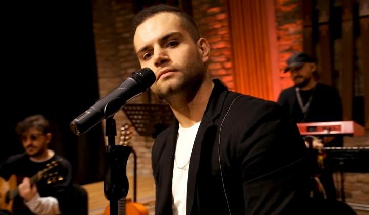 Uğur Etiler, 'Uyurken Bile'yi Garaj Müzik etiketiyle yayımladı 1 Uğur Etiler, ‘Uyurken Bile’yi Garaj Müzik etiketiyle yayımladı