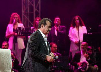 İbrahim Tatlıses sevgisi yağmur dinlemedi