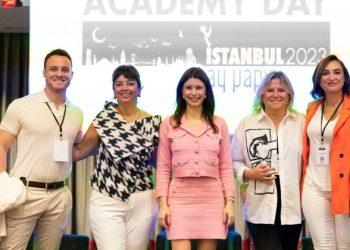 Ay Yapım’ın ev sahipliğinde ‘Academy Day’de Türk dizilerinde kadının gücü konuşuldu