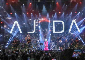 Ajda Pekkan ışığıyla Boğaz’ı aydınlattı
