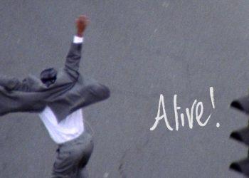 İngiliz şarkıcı Bakar’dan yeni single: Alive!