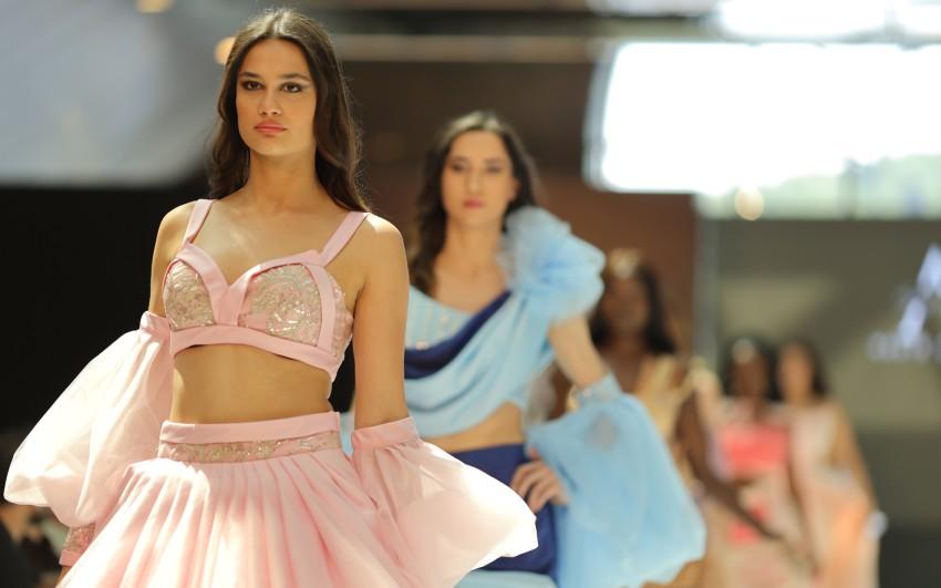 Fashion Week Türkiye 2023, 1. sezon defilelerini gerçekleştirdi 9 ayseguleraslan Fashion Week Türkiye 2023, 1. sezon defilelerini gerçekleştirdi
