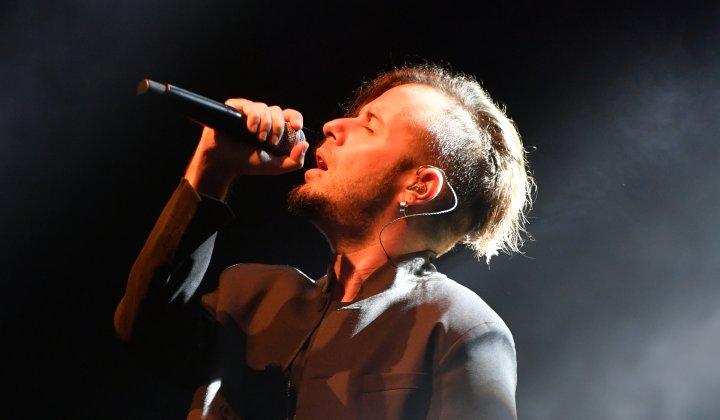 Emre Aydın ve Tuğkan, %100 Akustik konserleriyle KüçükÇiftlik Bahçe’de 1 Emre Aydın ve Tuğkan, %100 Akustik konserleriyle KüçükÇiftlik Bahçe’de