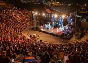 Ajda Pekkan sevgisi Bodrum Antik’e sığmadı