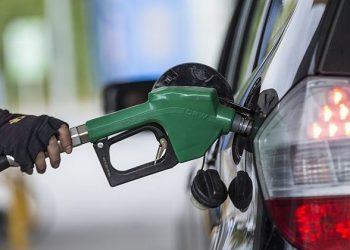 Benzin ve motorine çifte zam geliyor