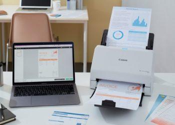 Canon’dan evden çalışanlara ve küçük işletmelere özel yeni bir tarayıcı; imageFORMULA R30