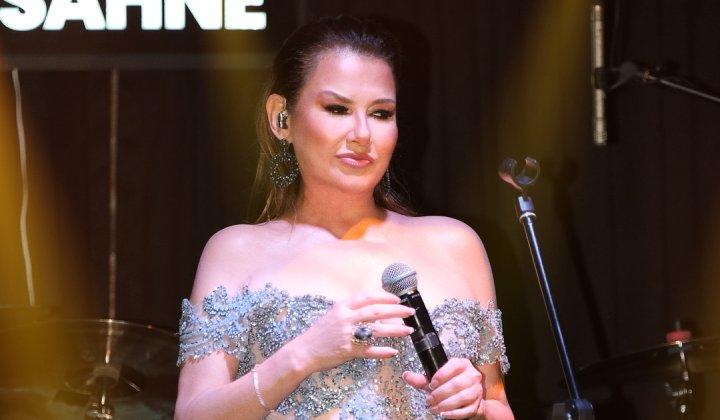 Deniz Seki, Urla'da hem göze hem kulağa hitap etti 2 Deniz Seki, Urla’da hem göze hem kulağa hitap etti