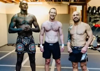 Zuckerberg, Elon Musk’a fotoğrafla meydan okudu