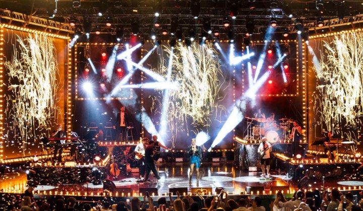 Sıla’dan Harbiye Açıkhava’da hem konser hem dijital sanat