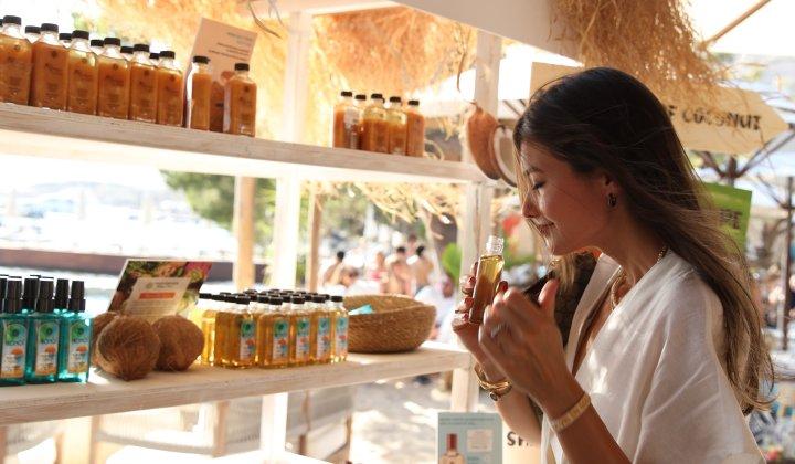 Yves Rocher,Monoi de Tahiti’nin 35. yılını Bodrum’da özel bir davet ile kutladı 1 Yves Rocher,Monoi de Tahiti’nin 35. yılını Bodrum’da özel bir davet ile kutladı
