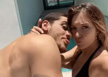 Yasmin Erbil ve Yiğit Poyraz’dan eğlenceli ve aşk dolu pozlar