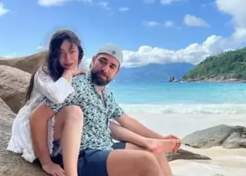 Neslihan Atagül ve Kadir Doğulu aşk tatilinde