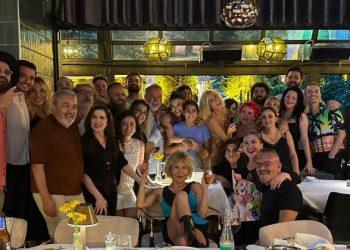 Menajer Tümay Özokur, 55. yaşını dostlarıyla kutladı