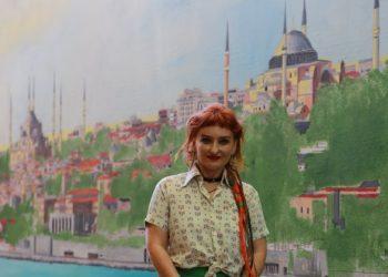 Alev Özas’tan Türkiye’nin 100. yılına armağan dev İstanbul tablosu
