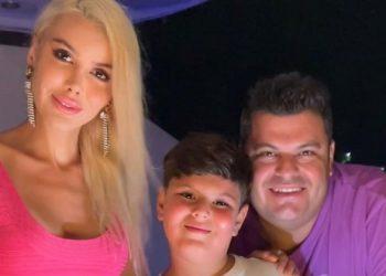 41 kere maşallah! Elif İnci Aras yeni yaşını ailesiyle Leros’ta kutladı