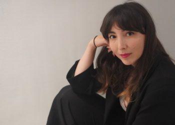 Dilan Damgacıoğlu, kendine has, özgür ve bağımsız tasarımları ile dikkat çekiyor