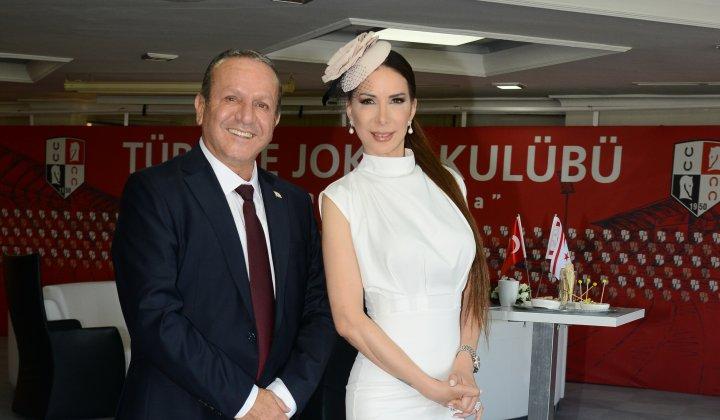 Tuğba Özerk KKTC protokolünde