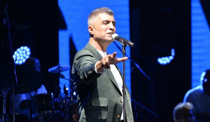 Günay misafirleri Özcan Deniz'e doyamıyor 1 Günay misafirleri Özcan Deniz’e doyamıyor