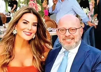 Mete Vardar’dan sevgilisi Özlem Yıldız’a romantik kutlama