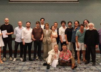 Kadrosuyla dikkat çeken ‘Sadık Ahmet’ filminin okuma provası başladı