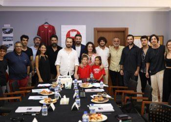‘Hayatla Barış’ filminin dev oyuncu kadrosu ile okuma provaları başladı