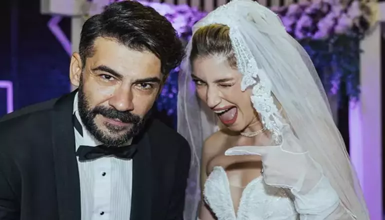 Rüzgar Aksoy hayatını Yasemin Sancaklı ile birleştirdi 3 64f5a629e4bfdc0b14bce85d Rüzgar Aksoy hayatını Yasemin Sancaklı ile birleştirdi