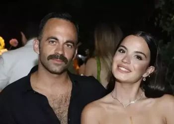 Aslı Bekiroğlu ve Sinan Sicimoğlu aşklarını ilan etti