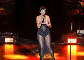 Diva Bebe Melike Şahin yine bir rekora imza attı
