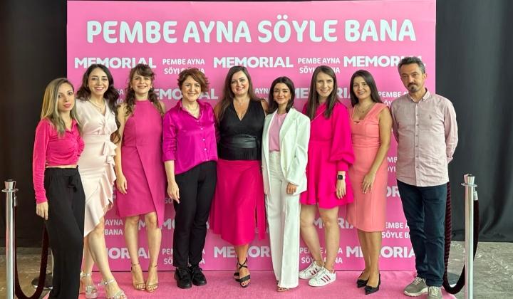Ünlüler ve kanser kahramanları meme farkındalığı için ‘Pembe Ayna Söyle Bana’ dedi