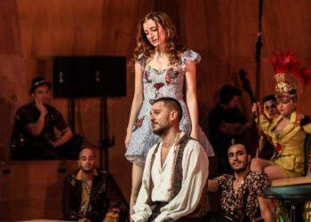 Beklenen oyun ‘Aşık Shakespeare’ prömiyerini gerçekleştirdi!