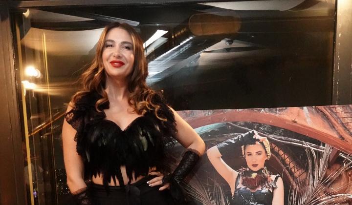 Nilay Dorsa, 'Aynen' isimli şarkısını tanıttı 2 Nilay Dorsa, ‘Aynen’ isimli şarkısını tanıttı
