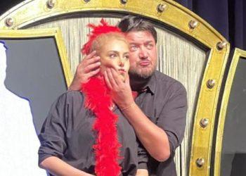 Onur Büyüktopçu ve Burcu Binici performanslarıyla ayakta alkışlandı