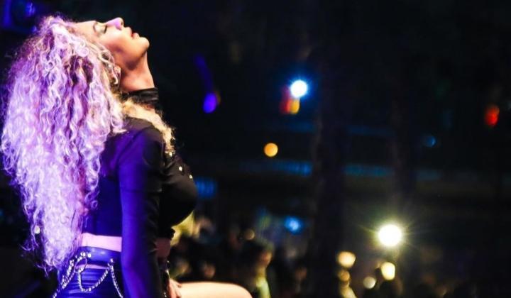 Sakarya Müzik Festivali’nde Sena Şener performansı ile büyüledi