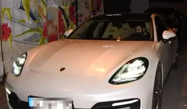 Hasan Can Kaya lüks arabasıyla gecelerde