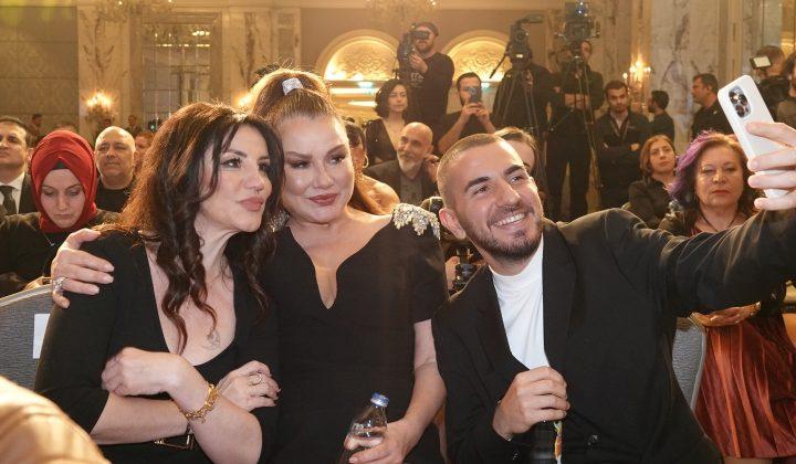 Deniz Seki’ye ‘Yılın En İyi Pop Kadın Sanatçısı’ ödülü