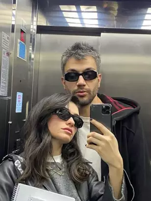 658bf1486627382d0a8e1aa8 Hazar Ergüçlü aşka geldi