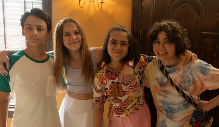 'Haydi Tut Elimi' filminin fragmanı yayınlandı 1 ‘Haydi Tut Elimi’ filminin fragmanı yayınlandı